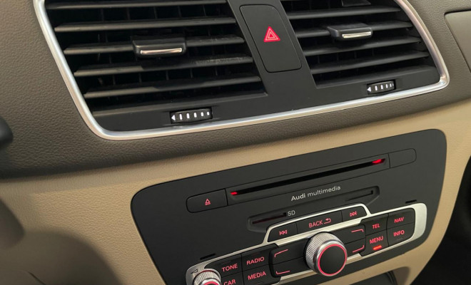 Audi Q3 Attraction 2.0 TFSI Gasolina Aut. 2015-9