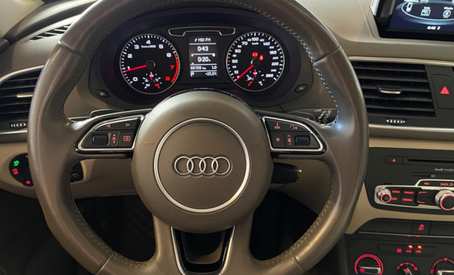 Audi Q3 Attraction 2.0 TFSI Gasolina Aut. 2015-6