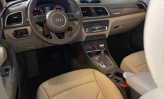 Audi Q3 Attraction 2.0 TFSI Gasolina Aut. 2015-5