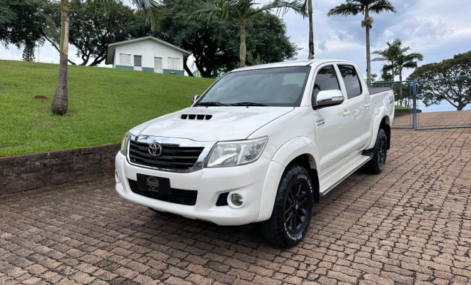 Toyota Hilux CD SRV D4-D 4x4 3.0 TDI Diesel Aut 2013 Diesel-1