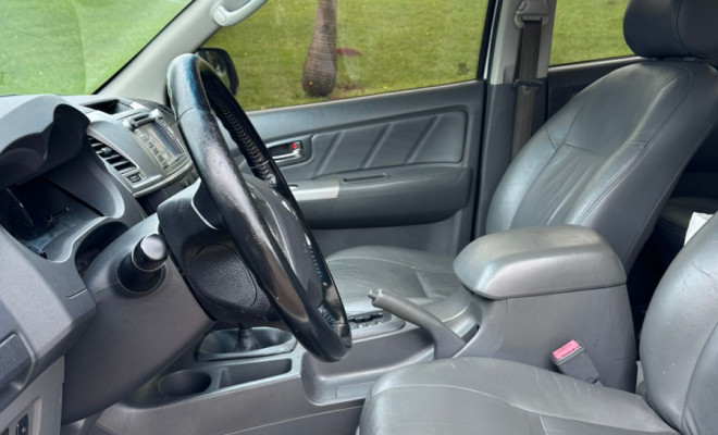 Toyota Hilux CD SRV D4-D 4x4 3.0 TDI Diesel Aut 2013 Diesel-8