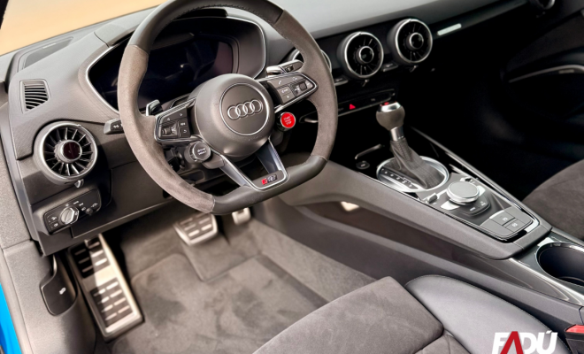 Audi TTRS 2.5 TFSI QUATTRO S Tronic 2021 Gasolina-3