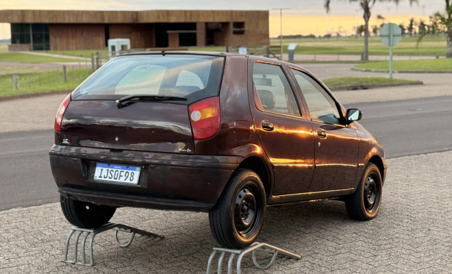 Fiat Palio Young 1.0 mpi 8v 4p 2001 Gasolina-3