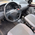 Fiat Palio Young 1.0 mpi 8v 4p 2001 Gasolina-9