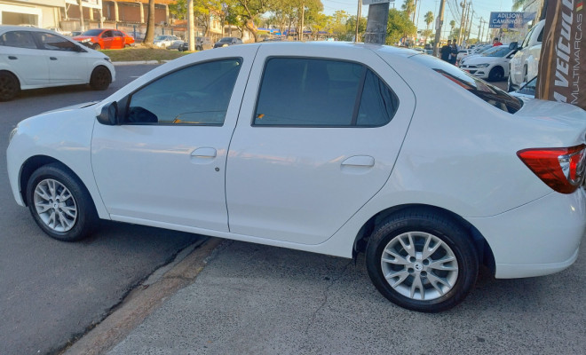 Renault LOGAN Zen Flex 1.6 16V 4p Mec. 2022 Flex-4