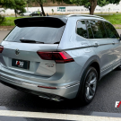 VW - VolksWagen TIGUAN Allspac R-Line 350 TSI 2.0 4x4 2020 Gasolina-9