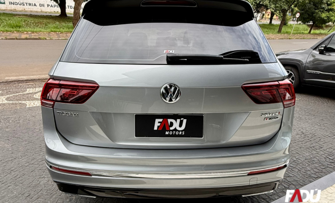 VW - VolksWagen TIGUAN Allspac R-Line 350 TSI 2.0 4x4 2020 Gasolina-8