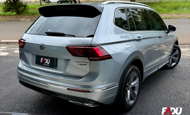 VW - VolksWagen TIGUAN Allspac R-Line 350 TSI 2.0 4x4 2020 Gasolina-9