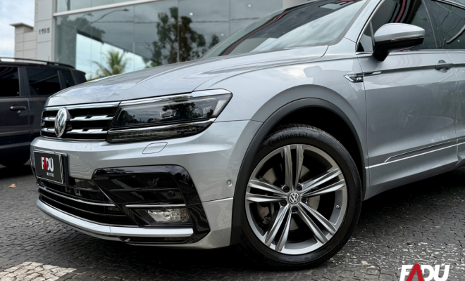 VW - VolksWagen TIGUAN Allspac R-Line 350 TSI 2.0 4x4 2020 Gasolina-1