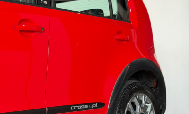 VW - VolksWagen up! cross 1.0 TSI Total Flex 12V 5p 2016 Flex-13