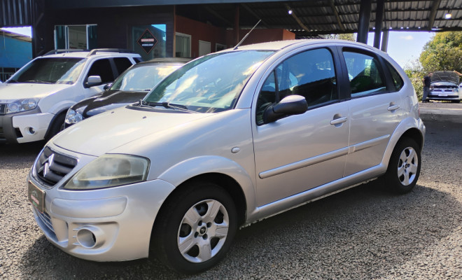 Citroën C3 GLX 1.4/ GLX Sonora 1.4 Flex 8V 5p 2009 Flex