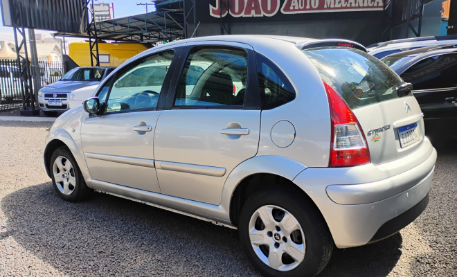 Citroën C3 GLX 1.4/ GLX Sonora 1.4 Flex 8V 5p 2009 Flex-2