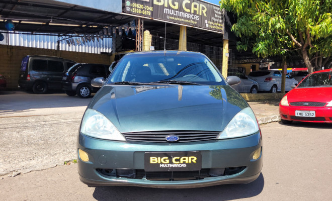 Ford Focus 1.8 16V 5p 2003 Gasolina-9