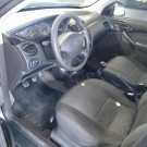 Ford Focus 1.8 16V 5p 2003 Gasolina-6