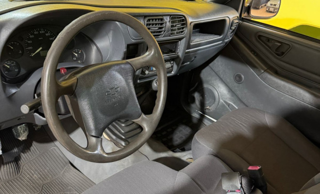 GM - Chevrolet S10 Pick-Up 2.4 MPFI 8v 128cv/ Rodeio 2002 Gasolina-5