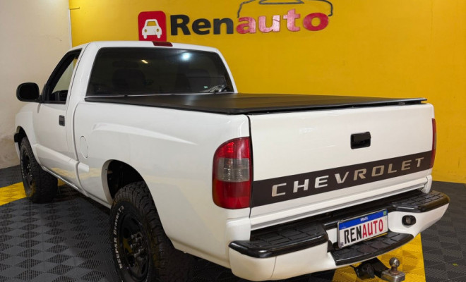 GM - Chevrolet S10 Pick-Up 2.4 MPFI 8v 128cv/ Rodeio 2002 Gasolina-2