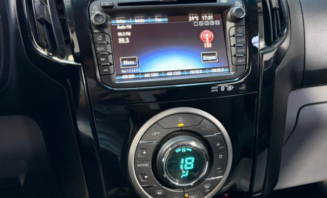 GM - Chevrolet S10 Pick-Up LTZ 2.5 Flex 4x2 CD 2015 Flex-9