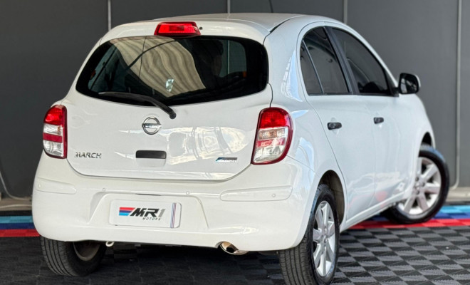 Nissan MARCH SV 1.6 16V Flex Fuel 2013 Flex-7