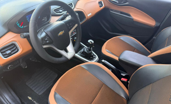 GM - Chevrolet ONIX HATCH ACTIV 1.4 8V Flex 5p Mec. 2017 Flex-2