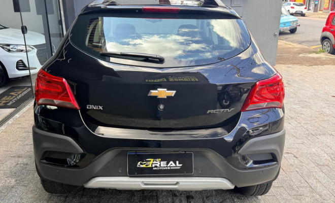 GM - Chevrolet ONIX HATCH ACTIV 1.4 8V Flex 5p Mec. 2017 Flex-9