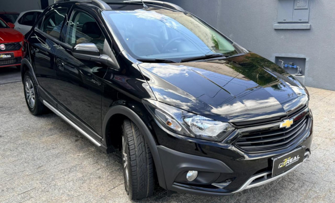 GM - Chevrolet ONIX HATCH ACTIV 1.4 8V Flex 5p Mec. 2017 Flex-6