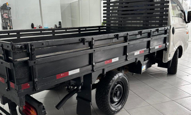 Hyundai HR 2.5 TCI Diesel 2012-4