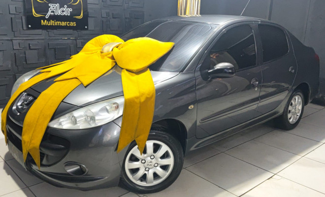 Peugeot 207 Sedan Passion XR 1.4 Flex 8V 4p 2010 Flex-0