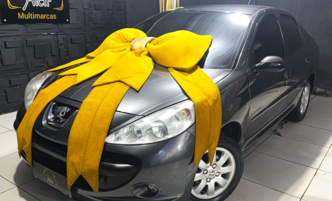 Peugeot 207 Sedan Passion XR 1.4 Flex 8V 4p 2010 Flex