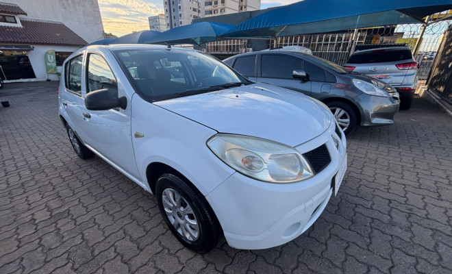 Renault SANDERO Authentique Hi-Flex 1.0 16V 5p 2010 Flex