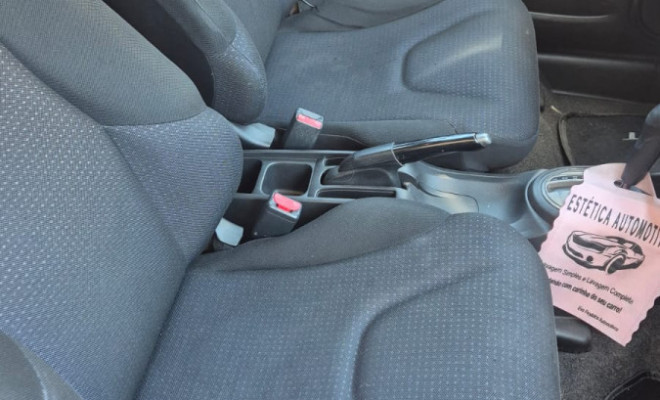 Honda Fit LX 1.4/ 1.4 Flex 8V/16V 5p Aut. 2011 Flex-6