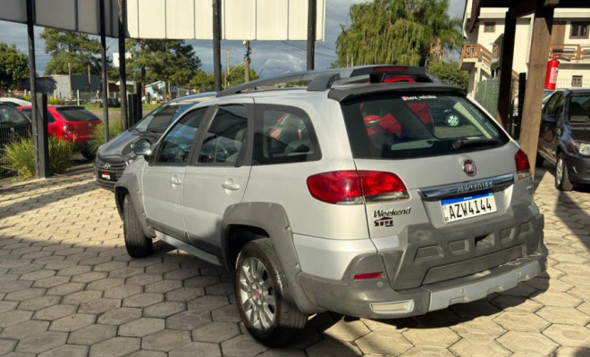 Fiat Palio Week. Adv. Dualogic 1.8 Flex 2016 Flex-2