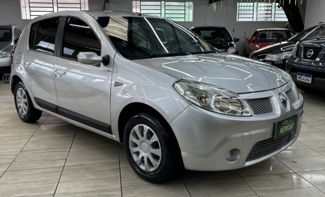 Renault SANDERO Expression Hi-Flex 1.6 8V 5p 2008 Flex-1