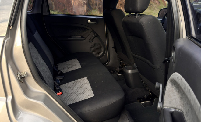 Ford Fiesta 1.6 16V Flex Mec. 5p 2013 Flex-10