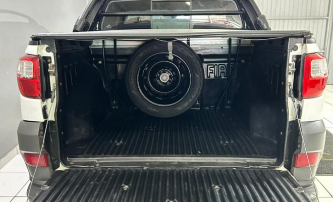 Fiat Strada Adventure1.8/ 1.8 LOCKER Flex CD 2020 Flex-6