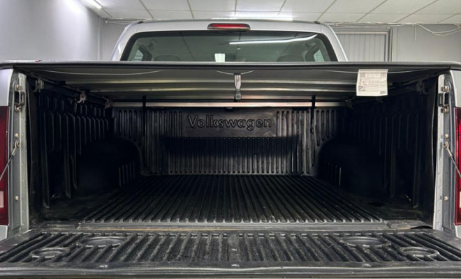 VW - VolksWagen AMAROK Comfor. 3.0 V6 TDI 4x4 Dies. Aut. 2023 Gasolina-6