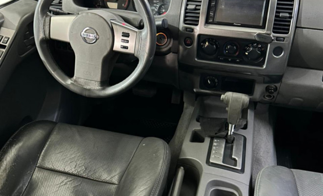 Nissan Frontier LE CD 4x4 2.5 TB Diesel Aut. 2009 Diesel-3