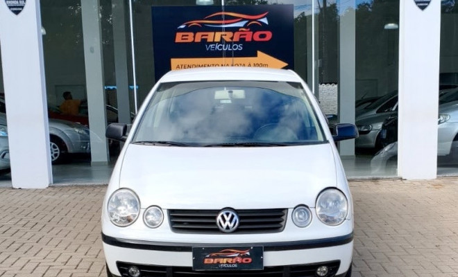 VW - VolksWagen Polo 1.6 Mi/ S.Ouro 1.6Mi 101cv 8V 5p 2005 Gasolina-0