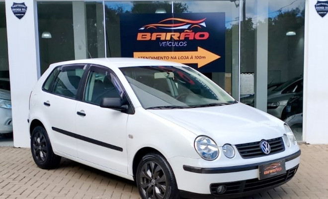 VW - VolksWagen Polo 1.6 Mi/ S.Ouro 1.6Mi 101cv 8V 5p 2005 Gasolina-1
