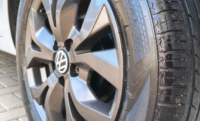 VW - VolksWagen Polo 1.6 Mi/ S.Ouro 1.6Mi 101cv 8V 5p 2005 Gasolina-3