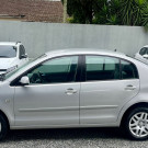VW - VolksWagen Polo 1.6 Mi/ S.Ouro 1.6Mi 101cv 8V 5p 2005 Gasolina-6