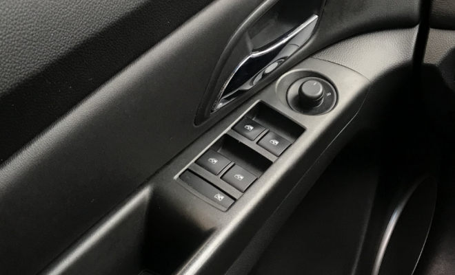 GM - Chevrolet CRUZE LT 1.8 16V FlexPower 4p Aut. 2013 Flex-9