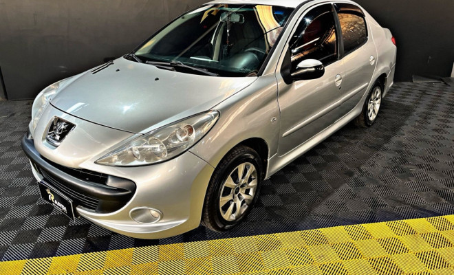 Peugeot 207 Sedan Passion XR 1.4 Flex 8V 4p 2011 Flex-0