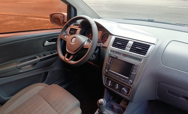 VW - VolksWagen Fox Comfortline 1.6 Flex 8V 5p 2018 Flex-6