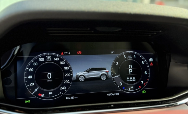 Land Rover Range R. EVO HSE Si4 R-Dyn.2.0 300cv Aut 2020 Gasolina-11