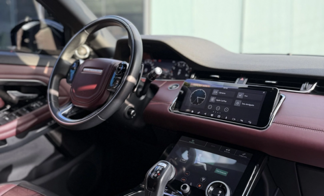 Land Rover Range R. EVO HSE Si4 R-Dyn.2.0 300cv Aut 2020 Gasolina-4