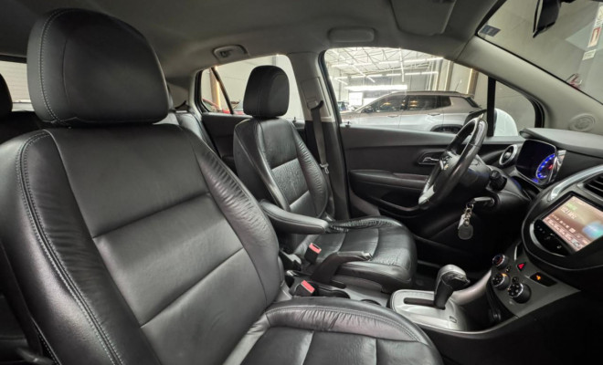 GM - Chevrolet TRACKER LTZ 1.8 16V Flex 4x2 Aut. 2015 Flex-6