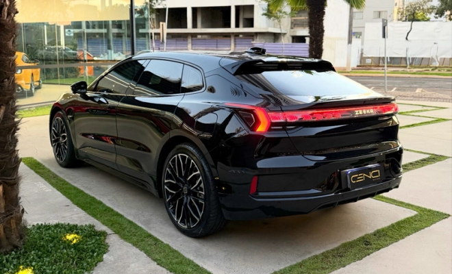 ZEEKR 001 Flagship (Elétrico) 2025 Elétrico-3