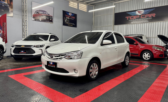 Toyota ETIOS X 1.3 Flex 16V 5p Mec. 2017 Flex-1
