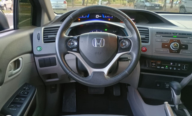 Honda Civic Sedan LXS 1.8/1.8 Flex 16V Aut. 4p 2012 Flex-8