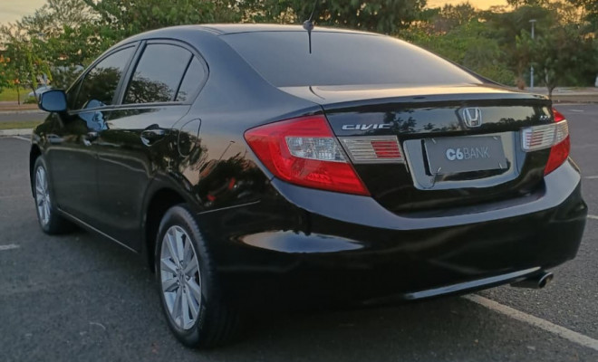 Honda Civic Sedan LXS 1.8/1.8 Flex 16V Aut. 4p 2012 Flex-0